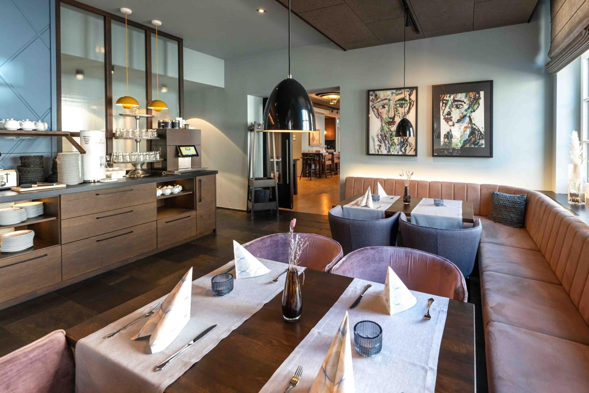 Hotel Friesenhof Varel Bagian luar foto
