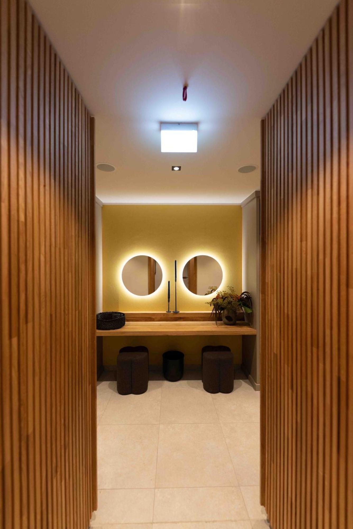 Hotel Friesenhof Varel Bagian luar foto